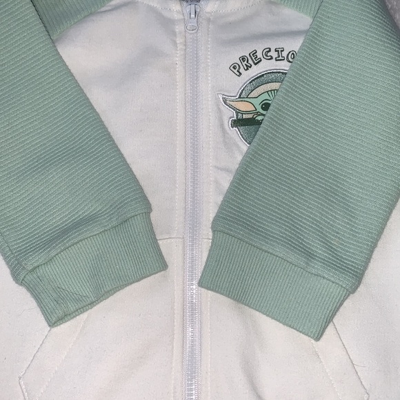 Star Wars Disney Baby Yoda 2 pc. Outfit 24M Green & Ivory EUC Hoodie & Shorts - Picture 6 of 12